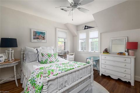 636 Colonial Dr, High Point, NC 27265 photo 25