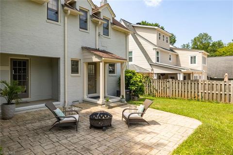 636 Colonial Dr, High Point, NC 27265 photo 29