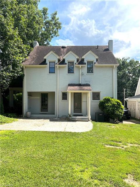636 Colonial Dr, High Point, NC 27265 photo 5