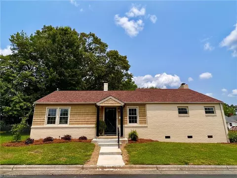 330 Joyce Ln, Kernersville, NC 27284