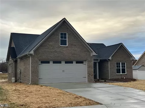 1206 Leyland Ter, Trinity, NC 27370 photo 2