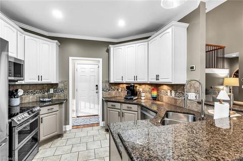 238 Raspberry Ridge Dr, Clemmons, NC 27012 photo 14