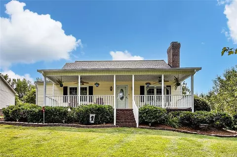 4905 Westhaven Ln, Trinity, NC 27370