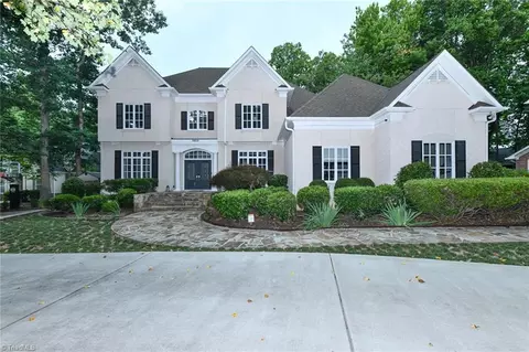 1905 Rockglen Ln, Greensboro, NC 27410