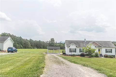365 Surry Gadsberry Rd, Pilot Mountain, NC 27041