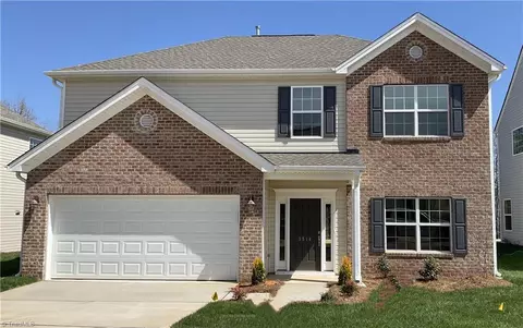 3514 River Farm Dr #321, Kernersville, NC 27284