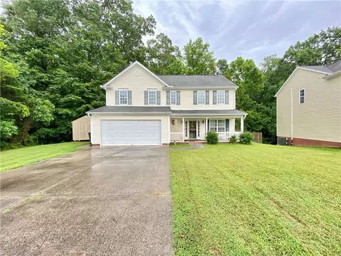 6981 Rangecrest Rd, Belews Creek, NC 27009