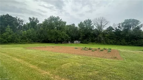 0 Dot St, Denton, NC 27239 photo 4