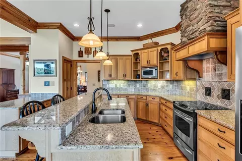 6262 Lake Front Rd, High Point, NC 27263 photo 18