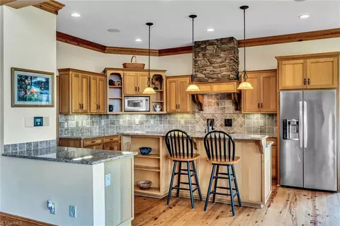6262 Lake Front Rd, High Point, NC 27263 photo 11
