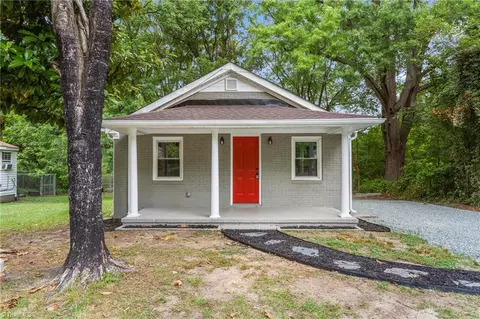 413 Foster St, Burlington, NC 27217