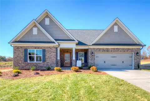 333 Grandworth Way, King, NC 27021
