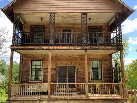11964 Austin Traphill Rd, Traphill, NC 28685