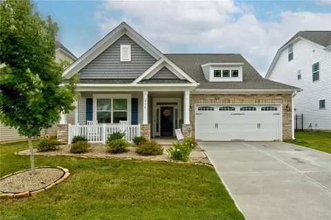 254 Kilbourne Dr, Bermuda Run, NC 27006