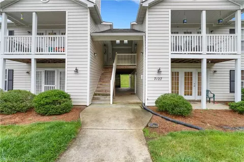 7127 W Friendly Ave #A, Greensboro, NC 27410