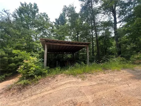 Tbd White Oak Road, Purlear, NC 28665 photo 35
