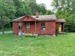 507 E Main St, Franklinville, NC 27248