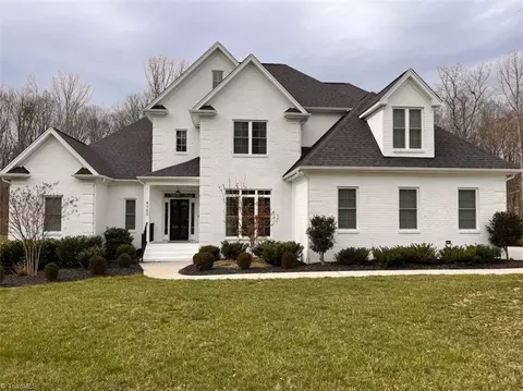 4105 Strader Ct, Summerfield, NC 27358