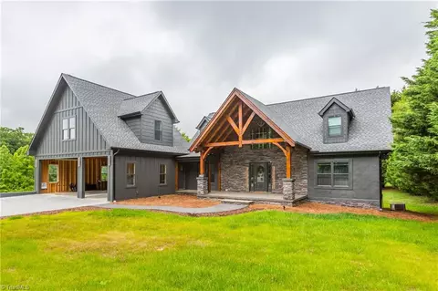 933 Dodson Mill Rd, Pilot Mountain, NC 27041