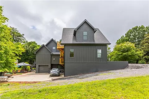 933 Dodson Mill Rd, Pilot Mountain, NC 27041 photo 44