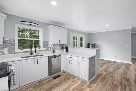 933 Dodson Mill Rd, Pilot Mountain, NC 27041 photo 11