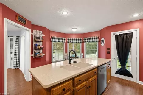 104 Windsor Park Dr, Dobson, NC 27017 photo 19