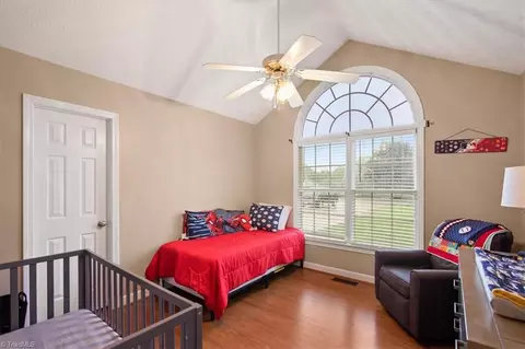 104 Windsor Park Dr, Dobson, NC 27017 photo 8