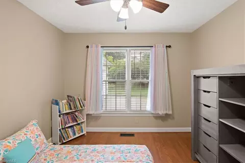 104 Windsor Park Dr, Dobson, NC 27017 photo 11