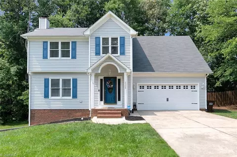 3908 Cedar Crest Ln, High Point, NC 27265