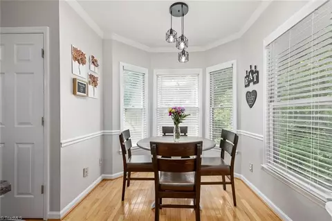 3908 Cedar Crest Ln, High Point, NC 27265 photo 12