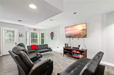 3908 Cedar Crest Ln, High Point, NC 27265 photo 35