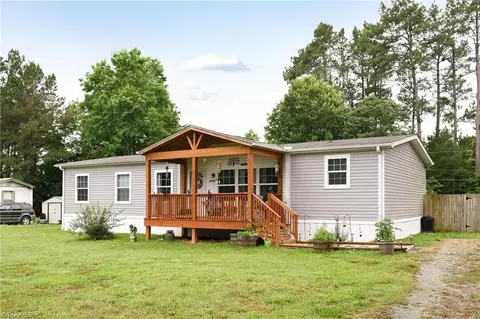 5466 Old Nc Highway 109, Lexington, NC 27292