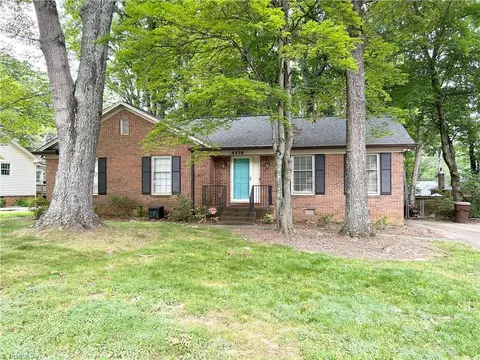 4318 Lake Jeanette Rd, Greensboro, NC 27455