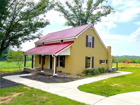 328 Tobacco Rd, Madison, NC 27025