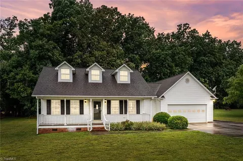 285 Chase Dr, Salisbury, NC 28147