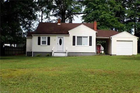 1605 Staley Rd, High Point, NC 27265