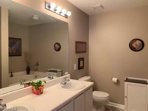 2864 Waterstone Loop, High Point, NC 27262 photo 10