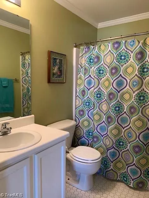 2864 Waterstone Loop, High Point, NC 27262 photo 12