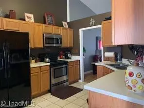 2864 Waterstone Loop, High Point, NC 27262 photo 7
