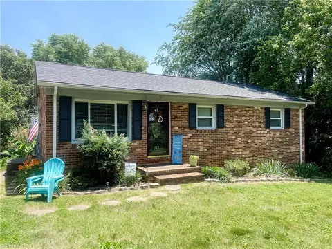 157 Snow Hill Dr, Dobson, NC 27017