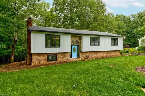 315 Magnolia Ave, Mocksville, NC 27028