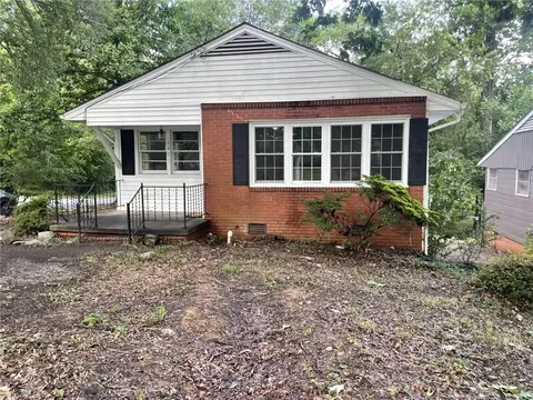 1401 Town St, Greensboro, NC 27407