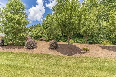 3514 Pebblestone Ln, High Point, NC 27265 photo 19