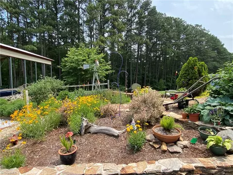 2784 Slate Rd, King, NC 27021 photo 36