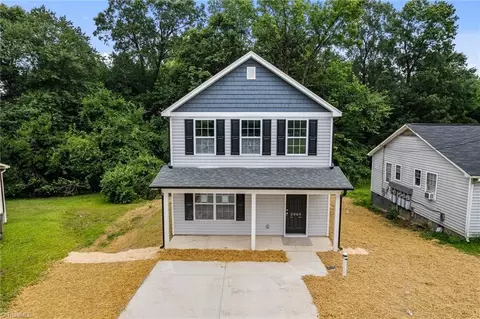 2909 Ingleside Ave, Greensboro, NC 27405