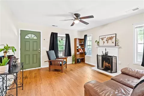 1146 Wayside St, High Point, NC 27260 photo 7