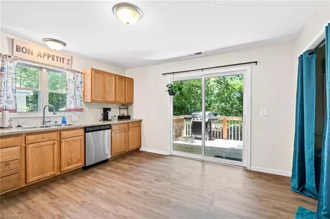 1146 Wayside St, High Point, NC 27260 photo 15