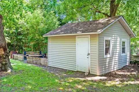 1146 Wayside St, High Point, NC 27260 photo 23