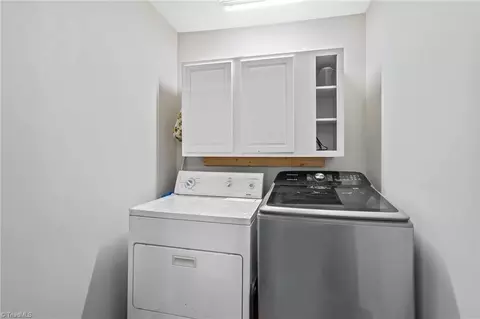 1146 Wayside St, High Point, NC 27260 photo 17