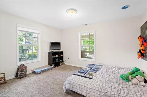 1146 Wayside St, High Point, NC 27260 photo 10